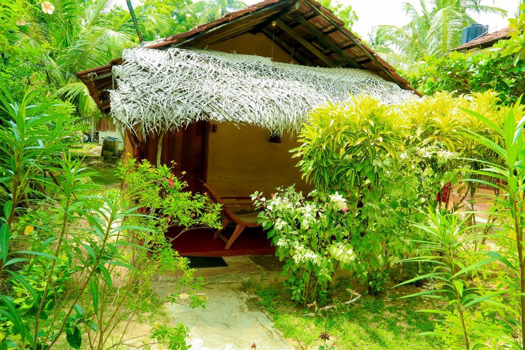 Natural Cabanas Kanattegoda Kültér fotó