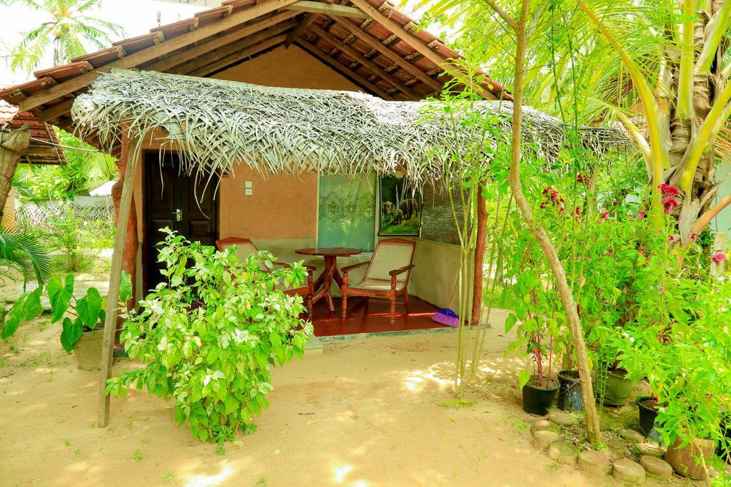 Natural Cabanas Kanattegoda Kültér fotó